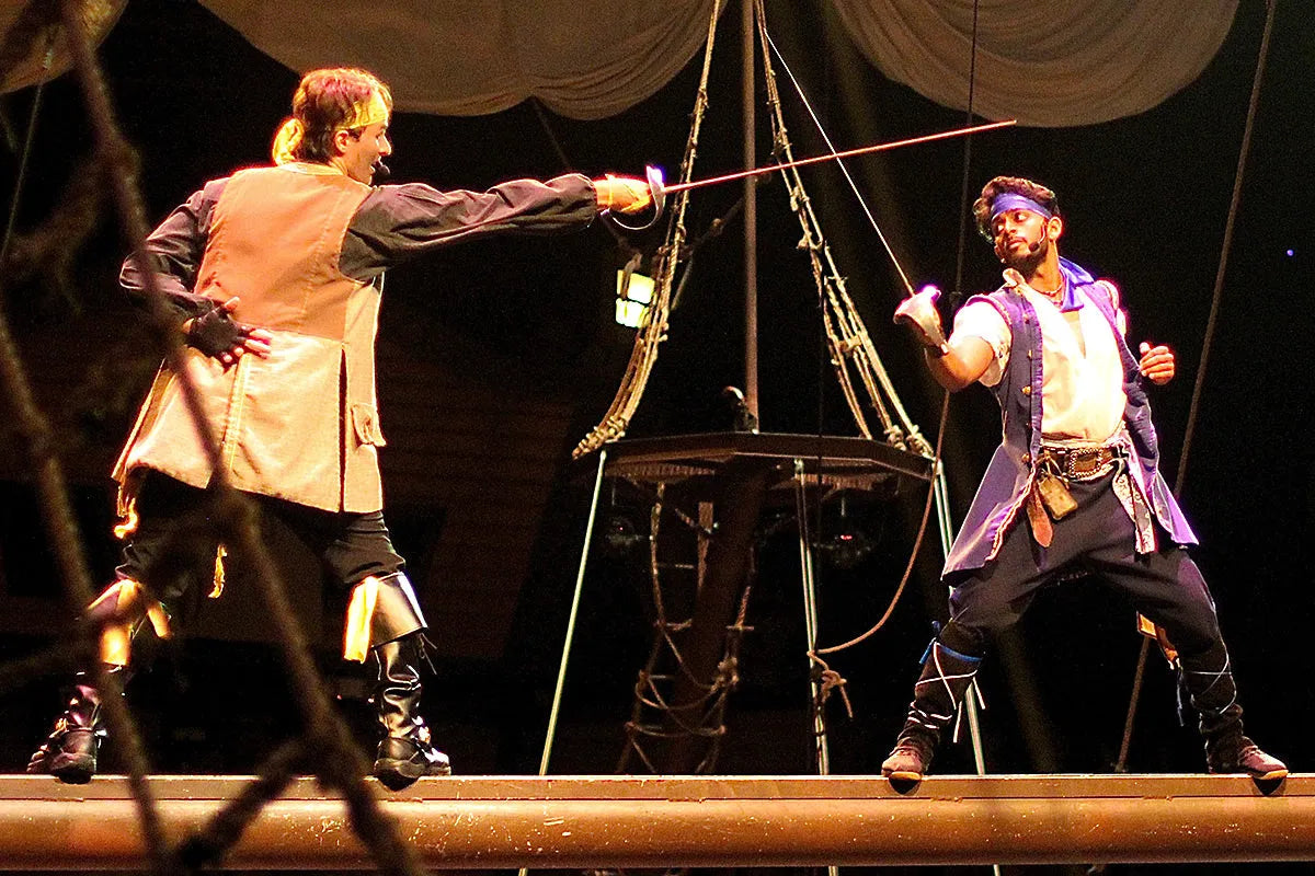 Pirates Dinner Show Orlando features pirates sword fighting